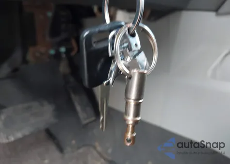 2004 Nissan Titan Se z USA, uszkodzony, nr VIN 1N6AA07A34N553750